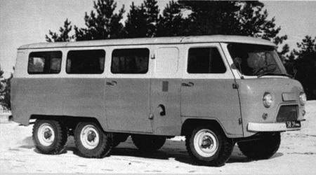 УАЗ-452К-(1973 г.в.) - экспериментальны й шестнадцатиместн ый автобус.